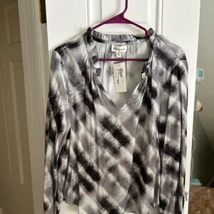 Brand New Cloth and Stone Black/Gray/White Womens Ruffle Neck Blouse